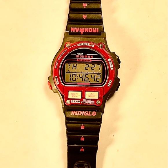 RARE Timex Ironman Triathlon Ladies/Womens/Unisex Watch Red INDIGLO Vintage - Picture 2 of 4